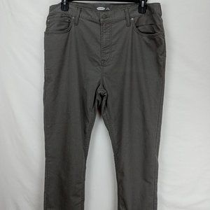 Old Navy Slim All-Temp Gray Flex Chino Pants Men's Size 37x29. Item #P056